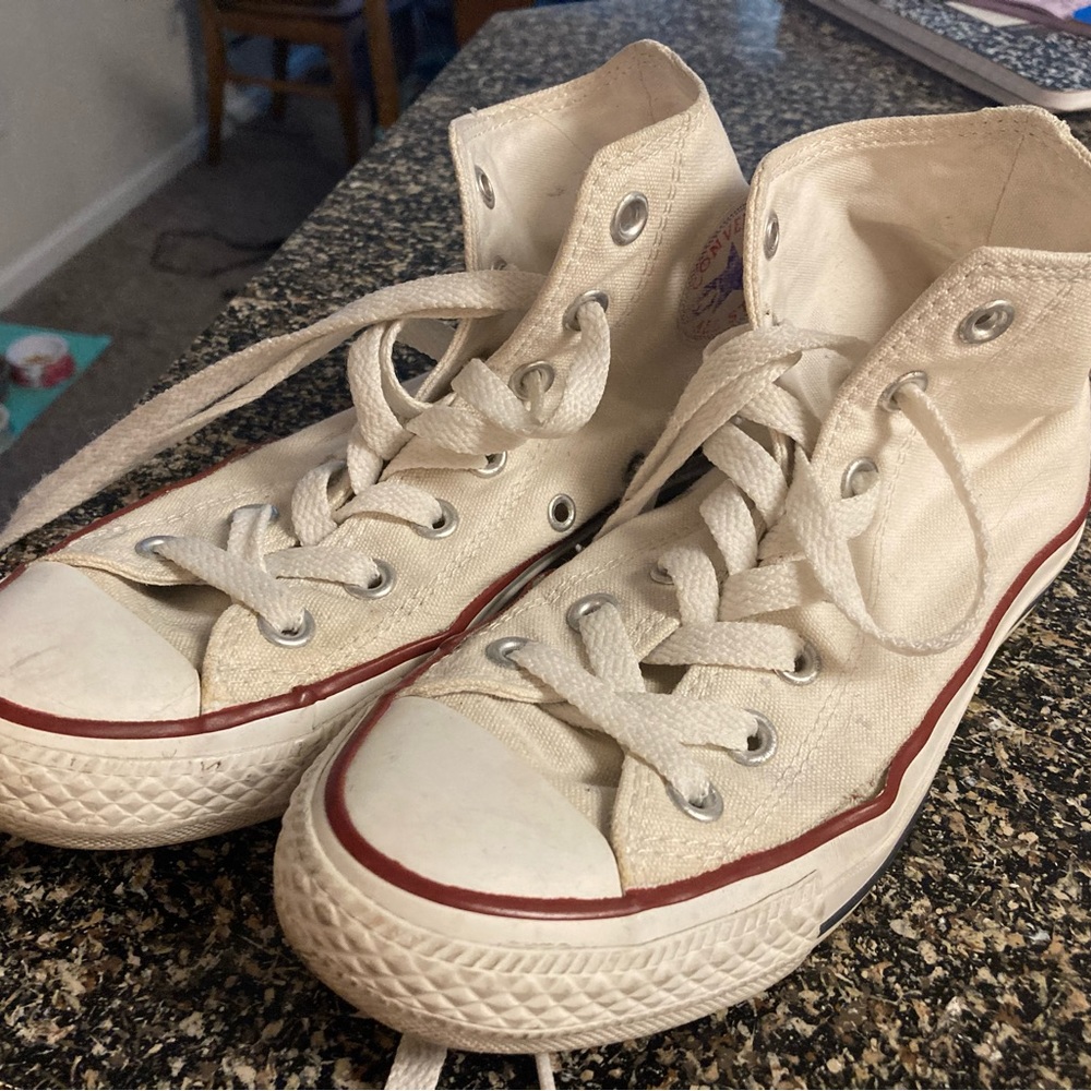 White Converse All star